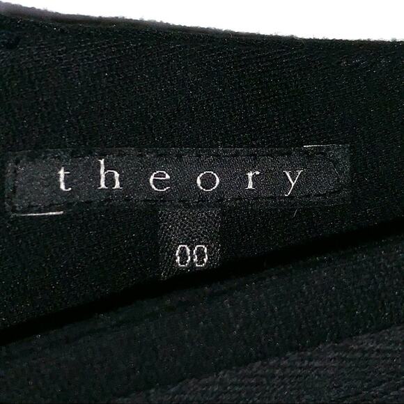 Theory black pleated A-line knee length casual skirt size 00 - Picture 2 of 3